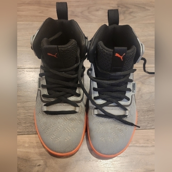 Youth Puma High Tops - Picture 8 of 10